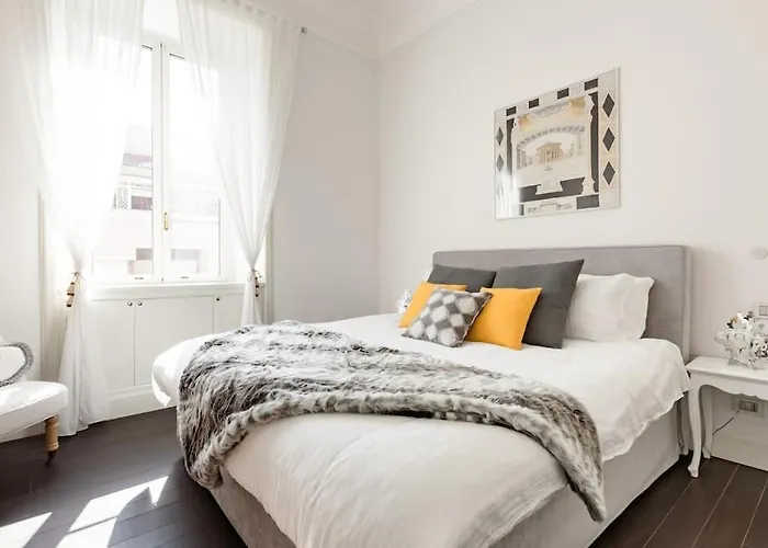Re-imagined In Historical Building Apartamento Roma